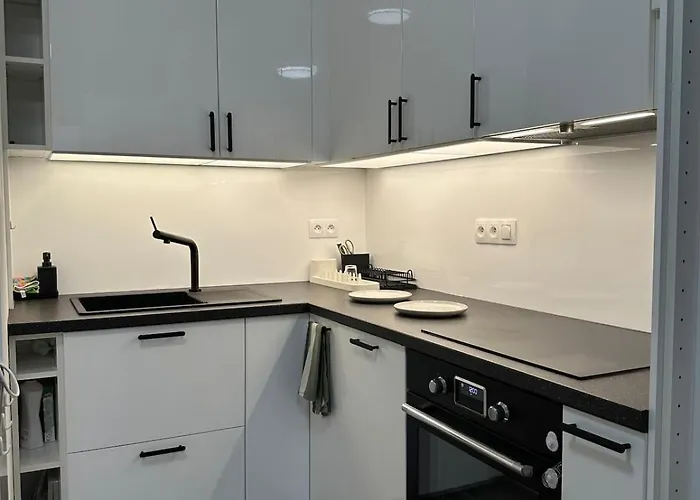 Apartmán Cozy Modern Apartment, 20 Mins To Center *