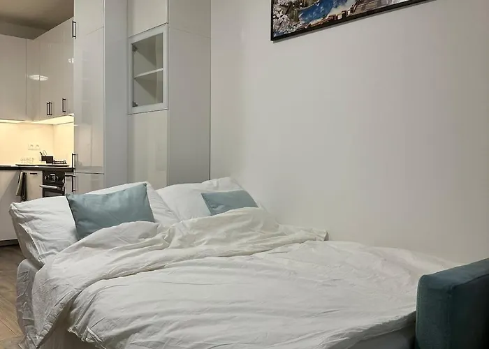 Cozy Modern Apartment, 20 Mins To Center Apartmán *