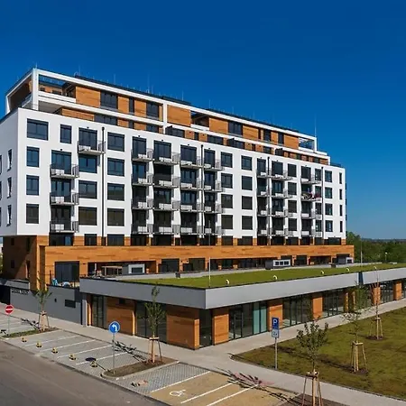 Cozy Modern Apartment, 20 Mins To Center * Prag