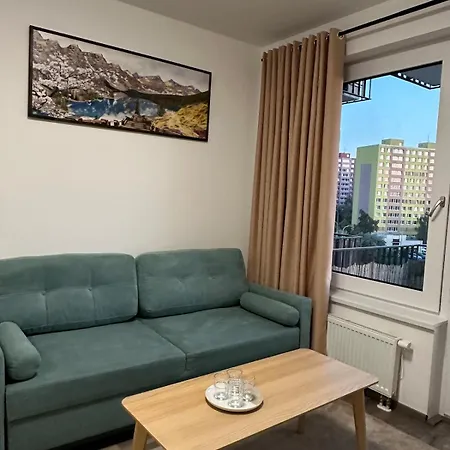 Cozy Modern Apartment, 20 Mins To Center 公寓 布拉格